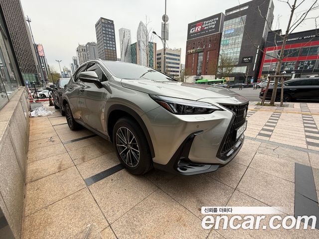 Лексус NX450h+ 2025 — миниатюра 3