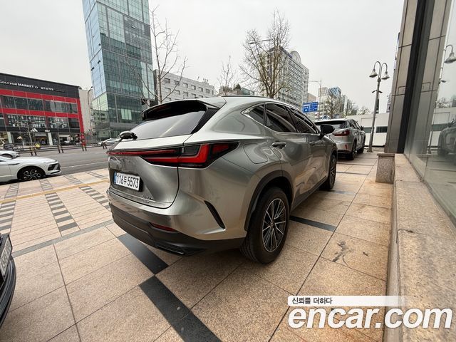 Лексус NX450h+ 2025 — миниатюра 6