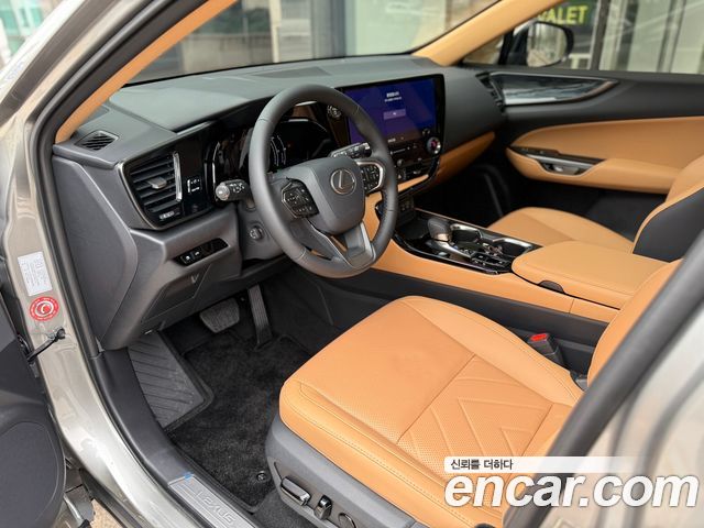 Лексус NX450h+ 2025 — миниатюра 16
