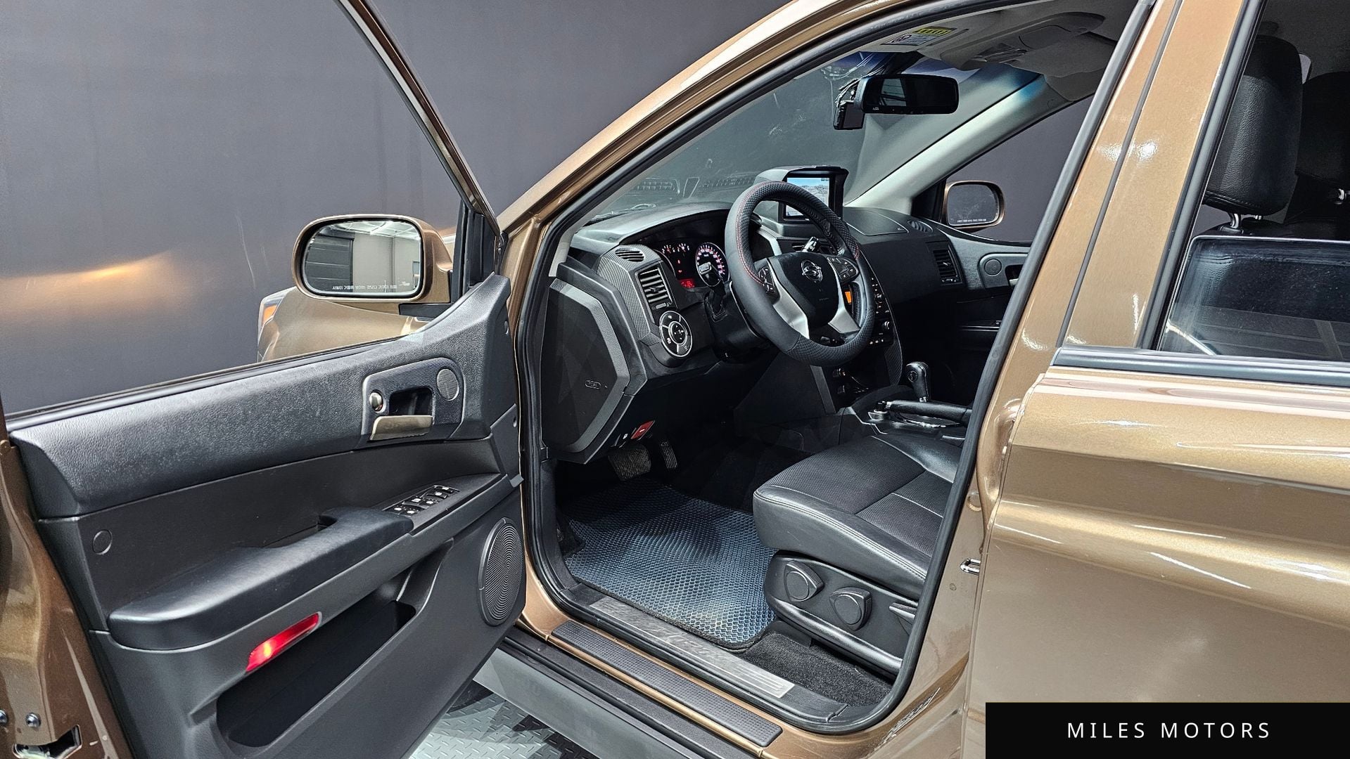 KG Mobility KORANDO 2015 — миниатюра 11