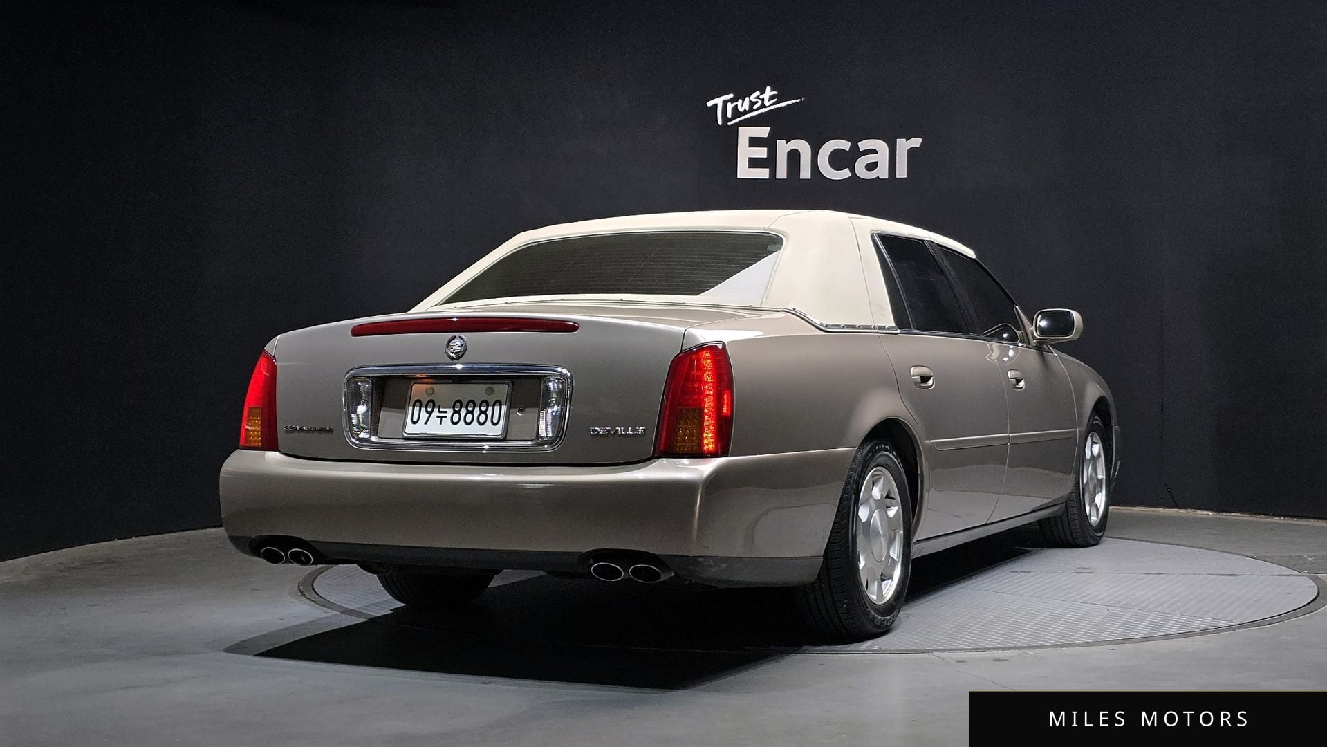 Cadillac DeVille 2001 — миниатюра 2