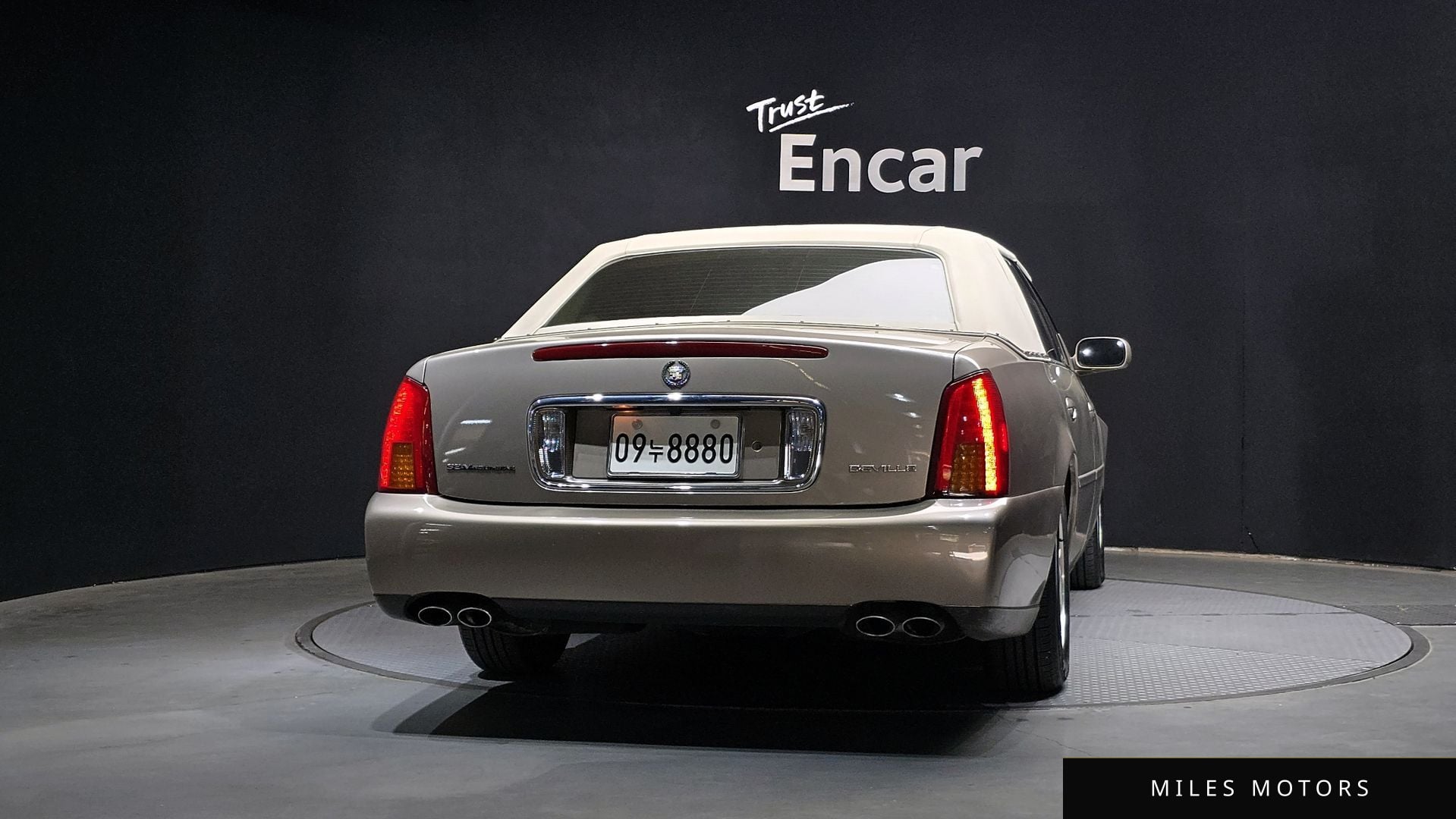 Cadillac DeVille 2001 — миниатюра 4