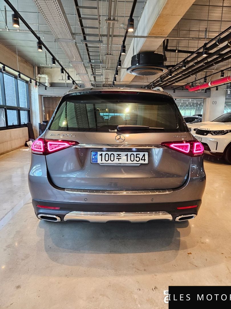 Mercedes-Benz GLE-Class W167 2023 — миниатюра 4
