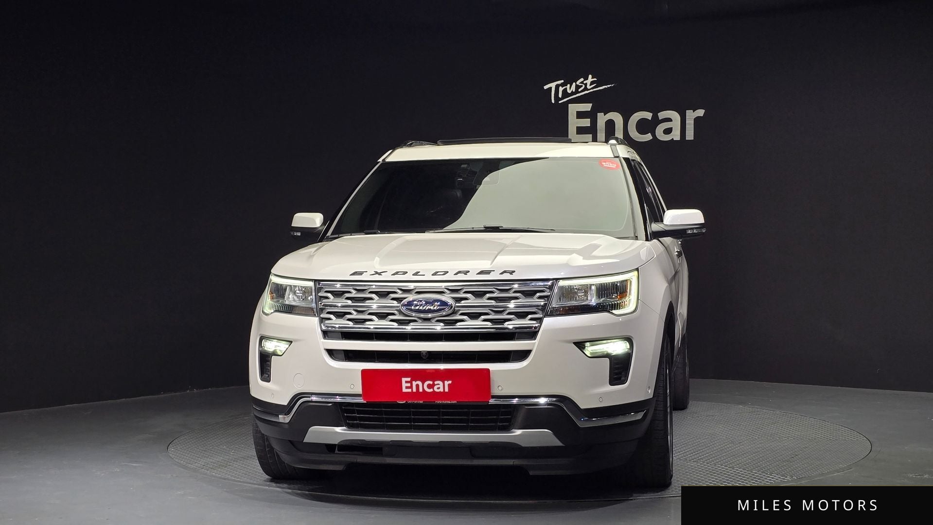 Ford Explorer 2018 — миниатюра 3