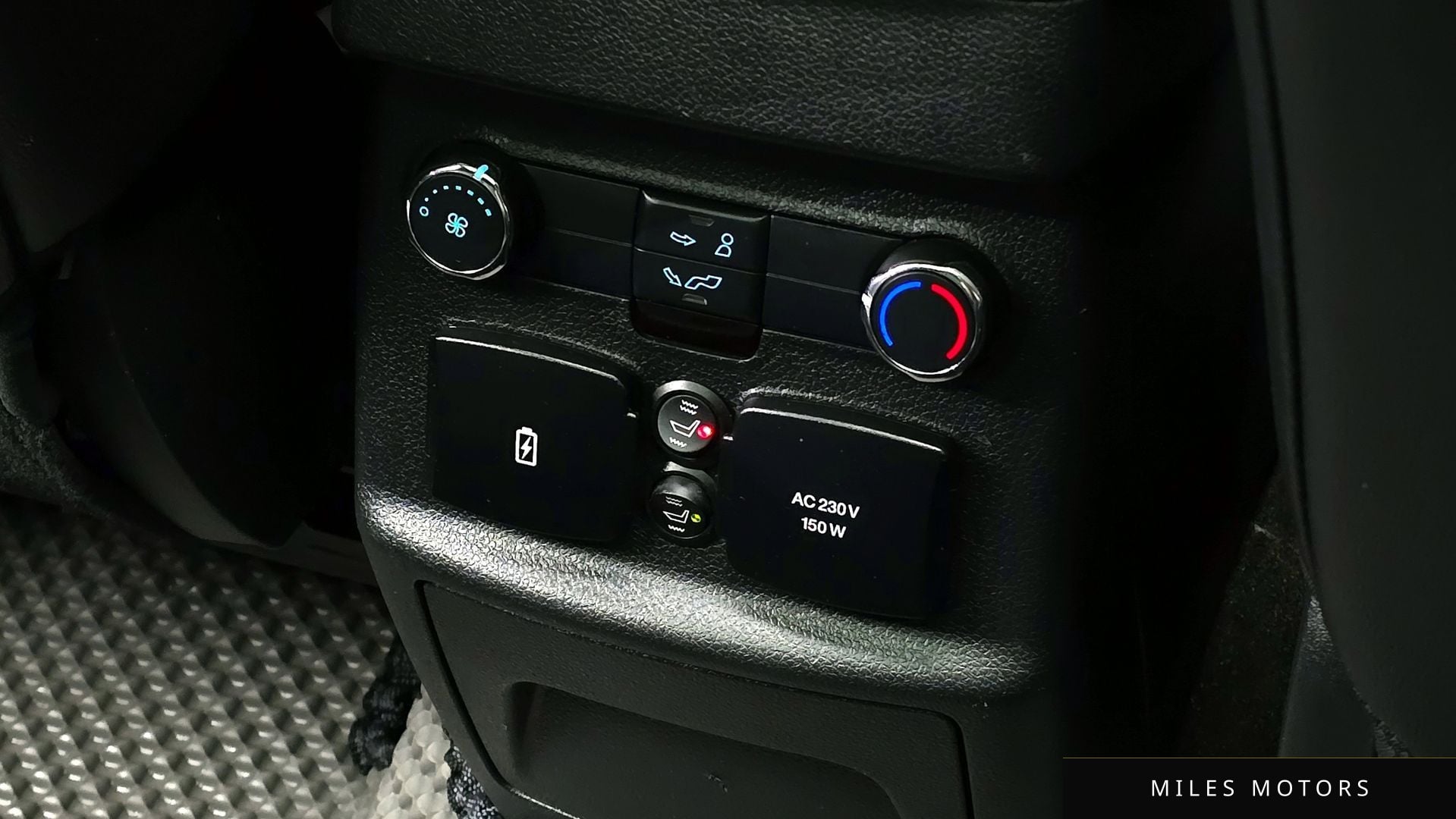 Ford Explorer 2018 — миниатюра 20