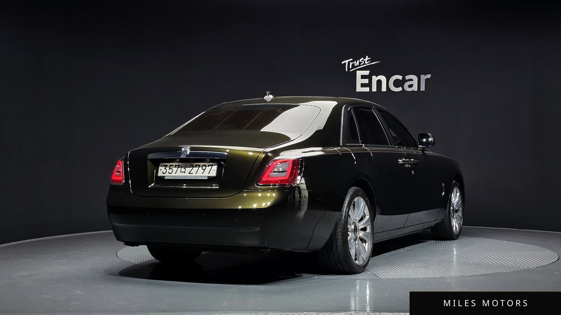 Rolls-Royce 고스트 2023 — миниатюра 2