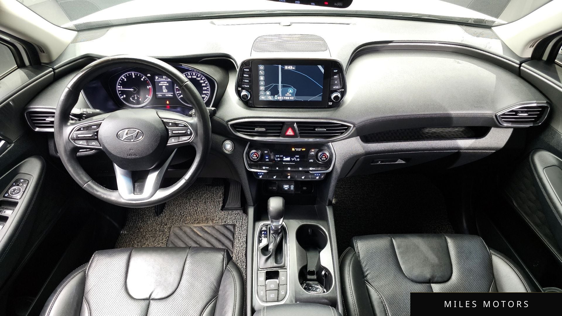 Hyundai Santafe 2019 — миниатюра 7