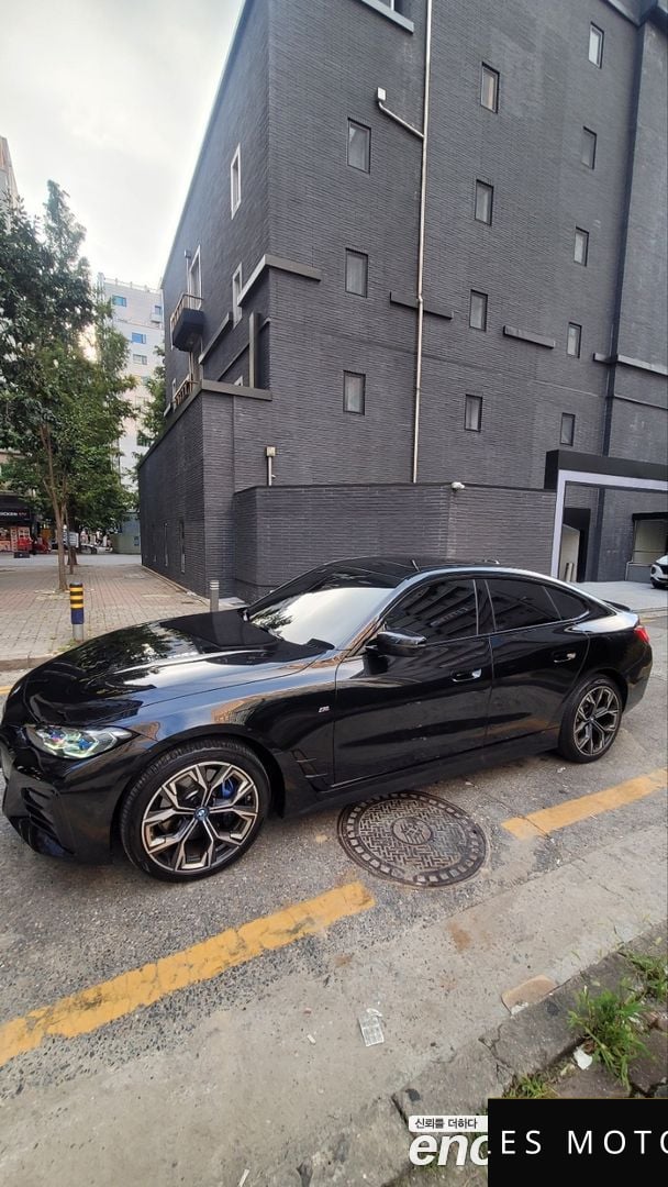 BMW i4 2023 — миниатюра 4