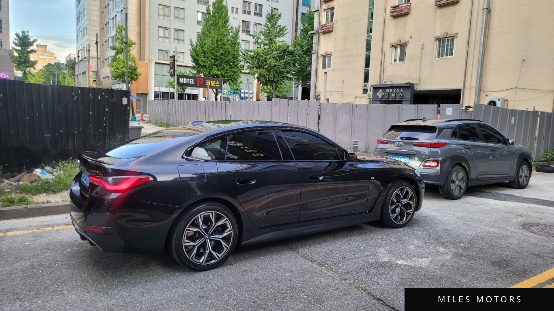 BMW i4 2023 — миниатюра 5