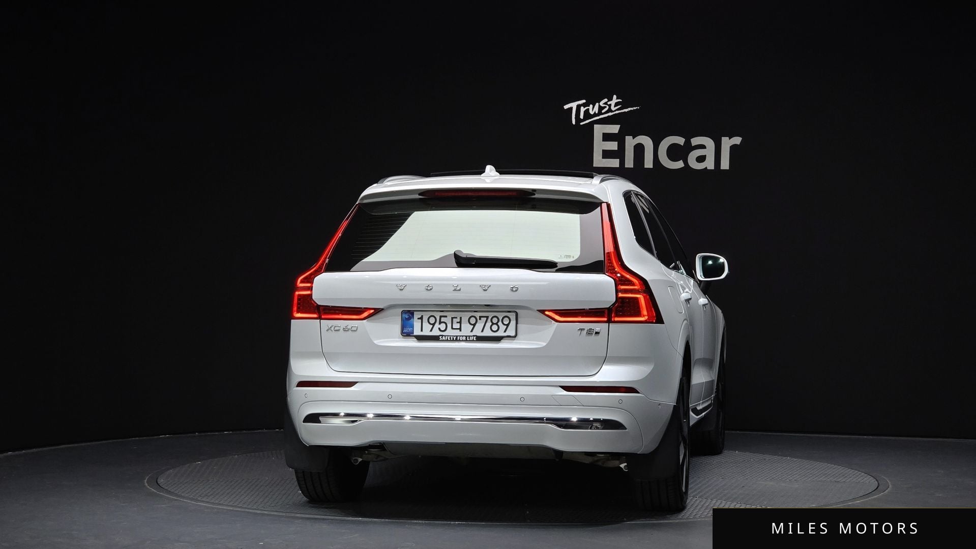 Volvo XC60 2025 — миниатюра 4