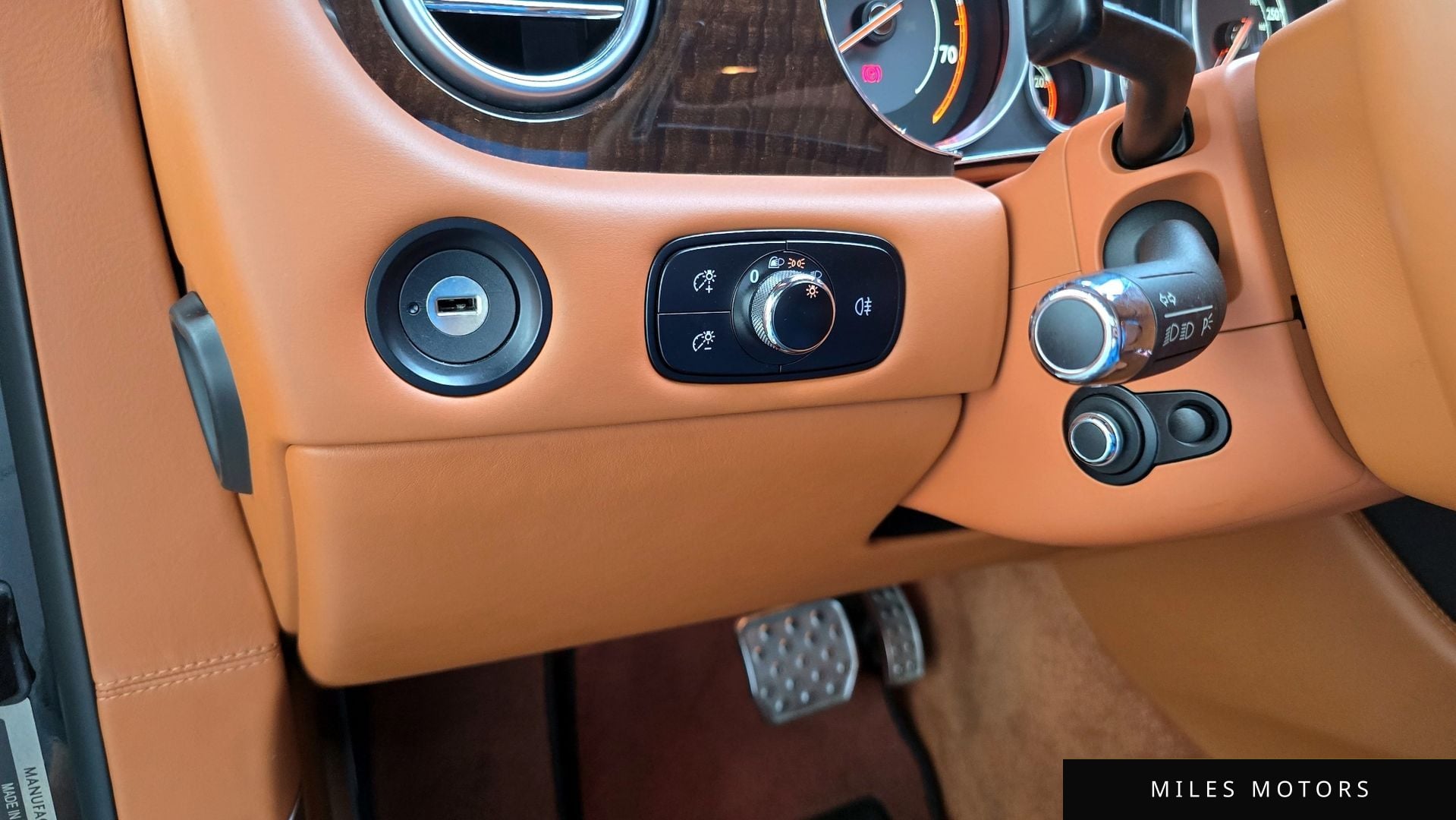 Bentley Continental GT 2014 — миниатюра 18