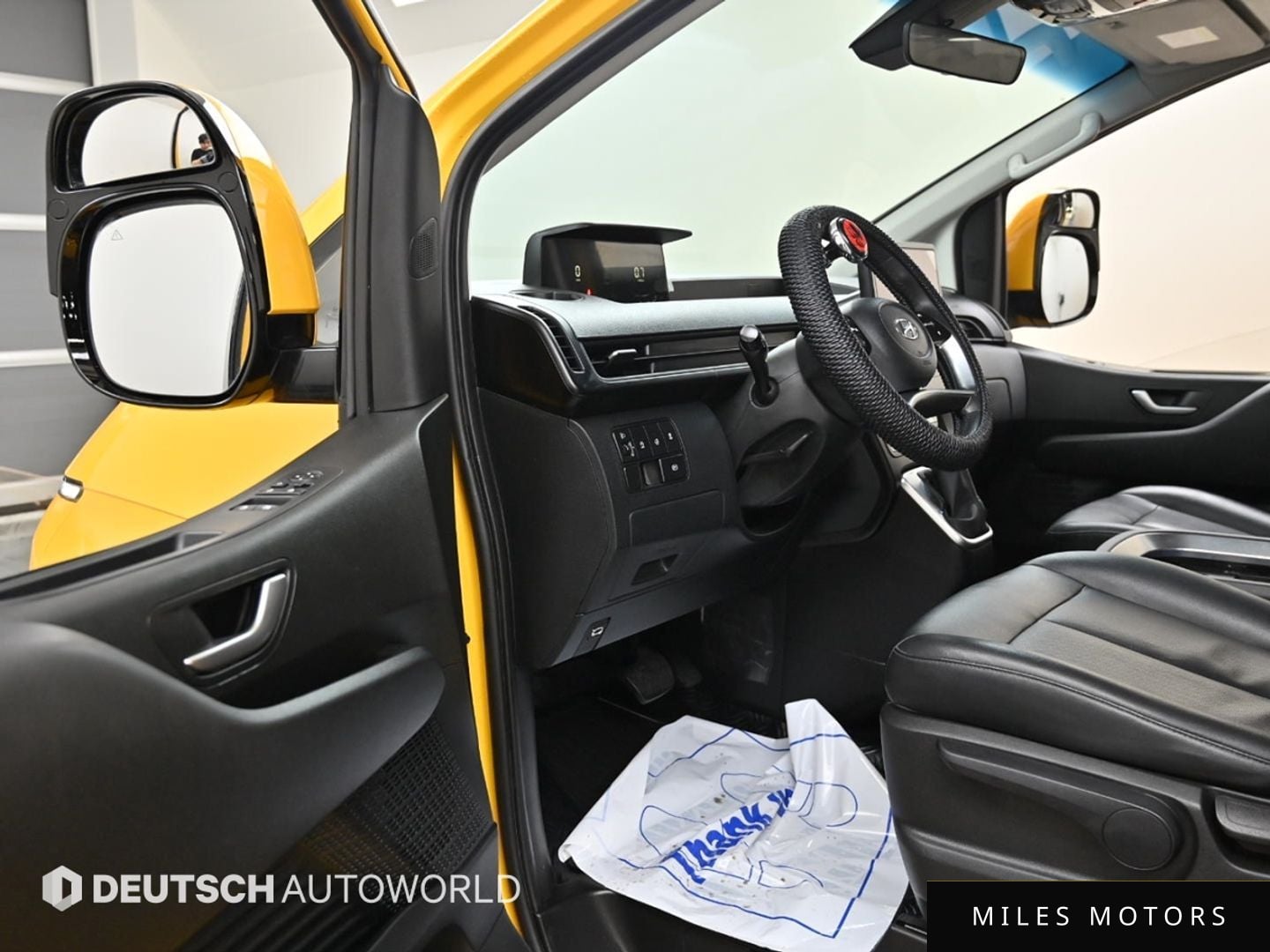 Hyundai Staria 2023 — миниатюра 11