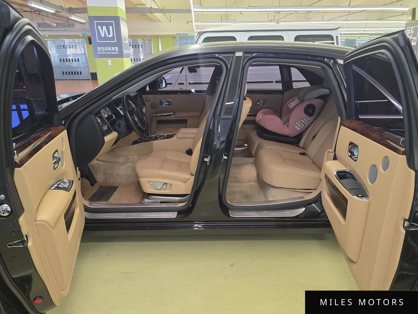 Rolls-Royce 고스트 2014 — миниатюра 7