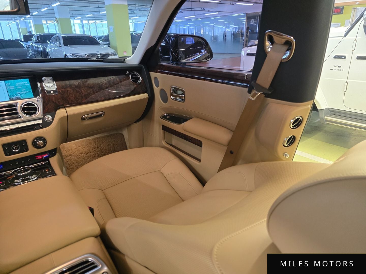 Rolls-Royce 고스트 2014 — миниатюра 9