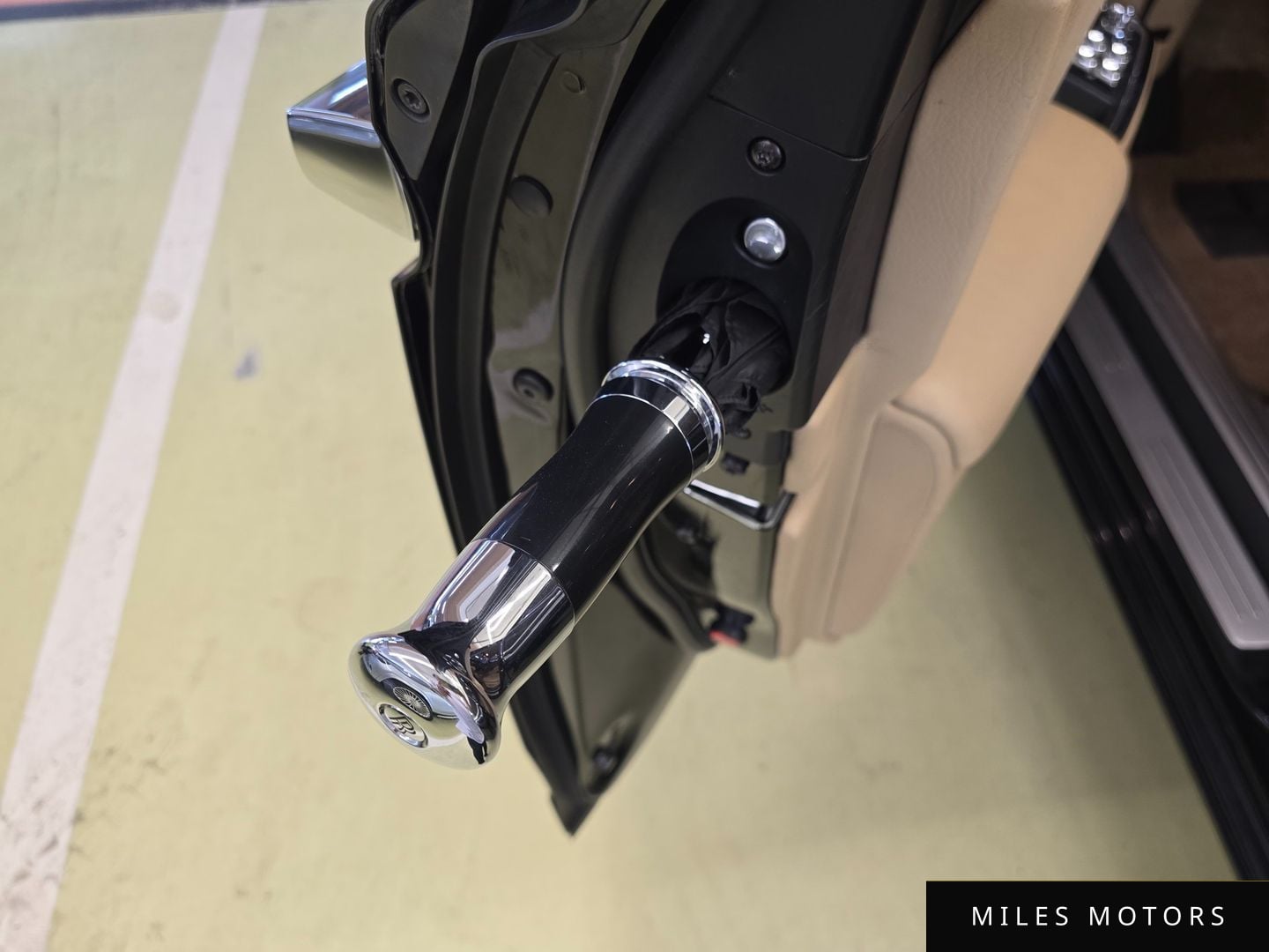 Rolls-Royce 고스트 2014 — миниатюра 10