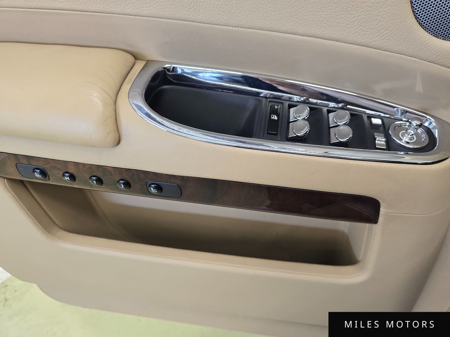 Rolls-Royce 고스트 2014 — миниатюра 15