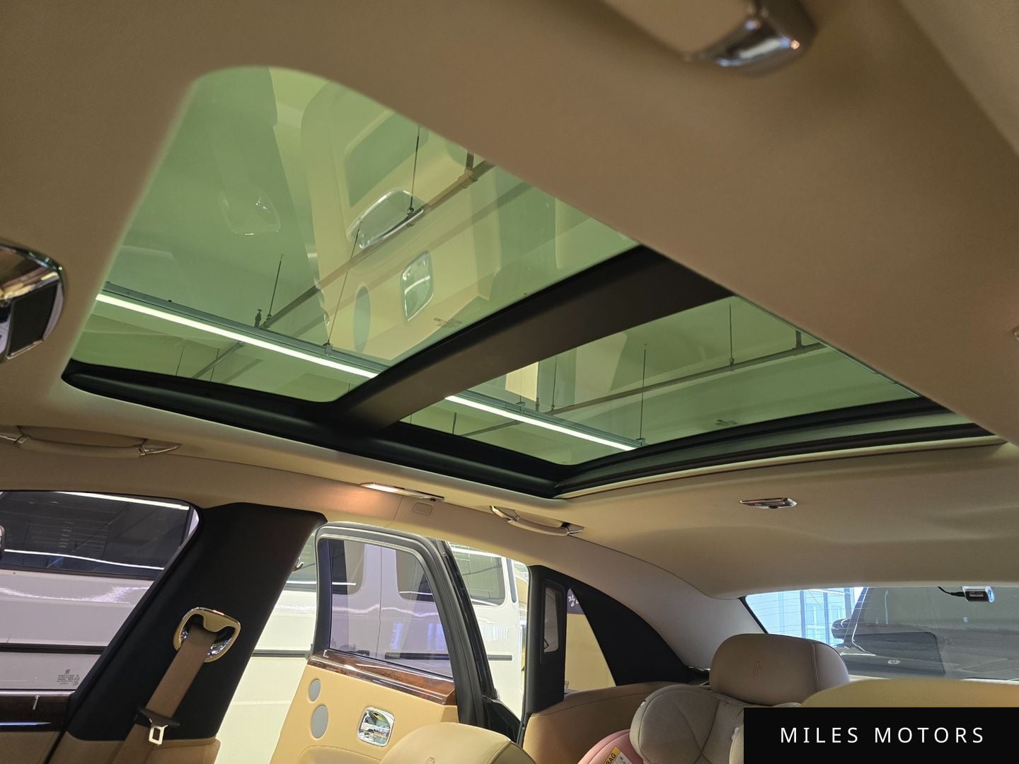 Rolls-Royce 고스트 2014 — миниатюра 16