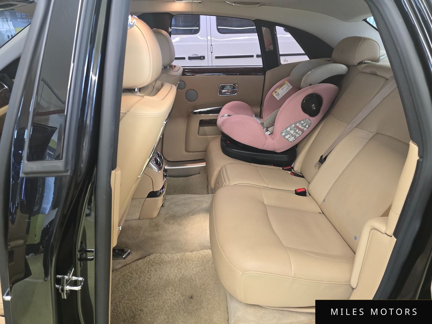 Rolls-Royce 고스트 2014 — миниатюра 17