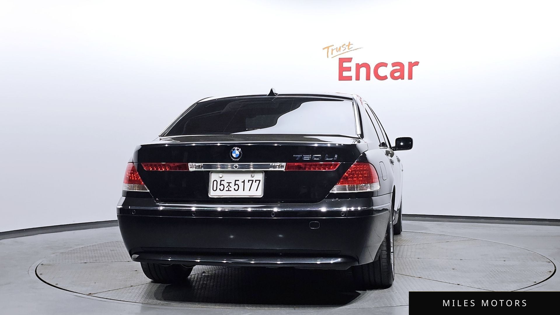 BMW 7 Series (E65) 2004 — миниатюра 4