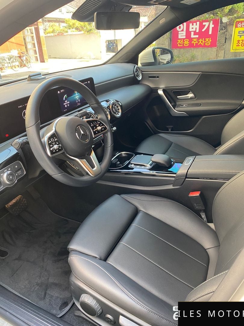 Mercedes-Benz A-Class W177 2022 — миниатюра 9