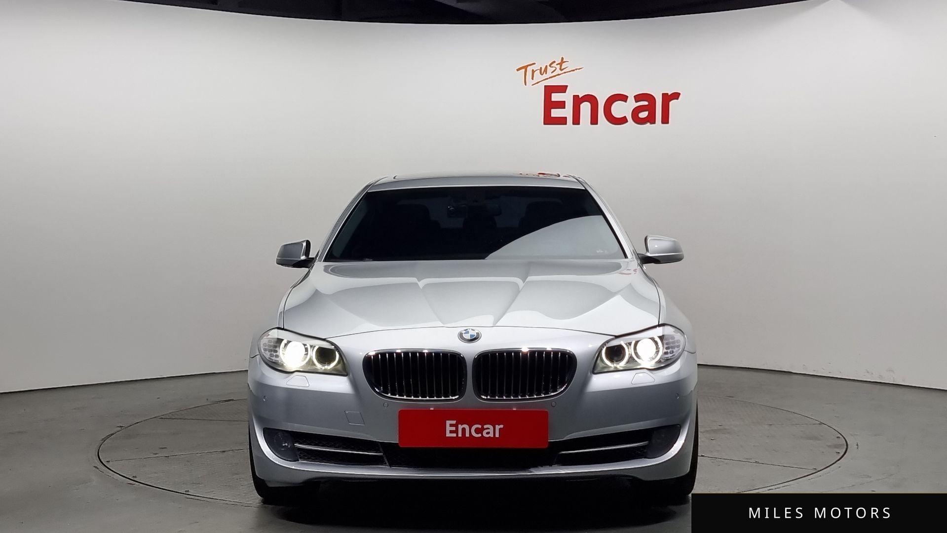 BMW 5 Series (F10) 2013 — миниатюра 3
