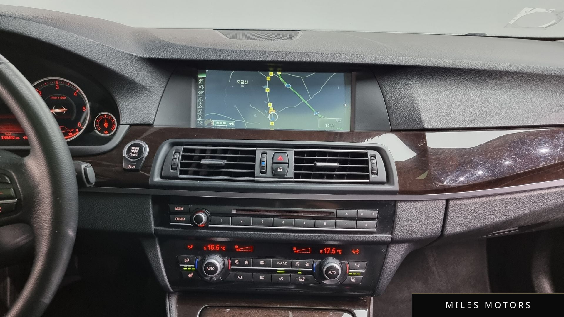 BMW 5 Series (F10) 2013 — миниатюра 17