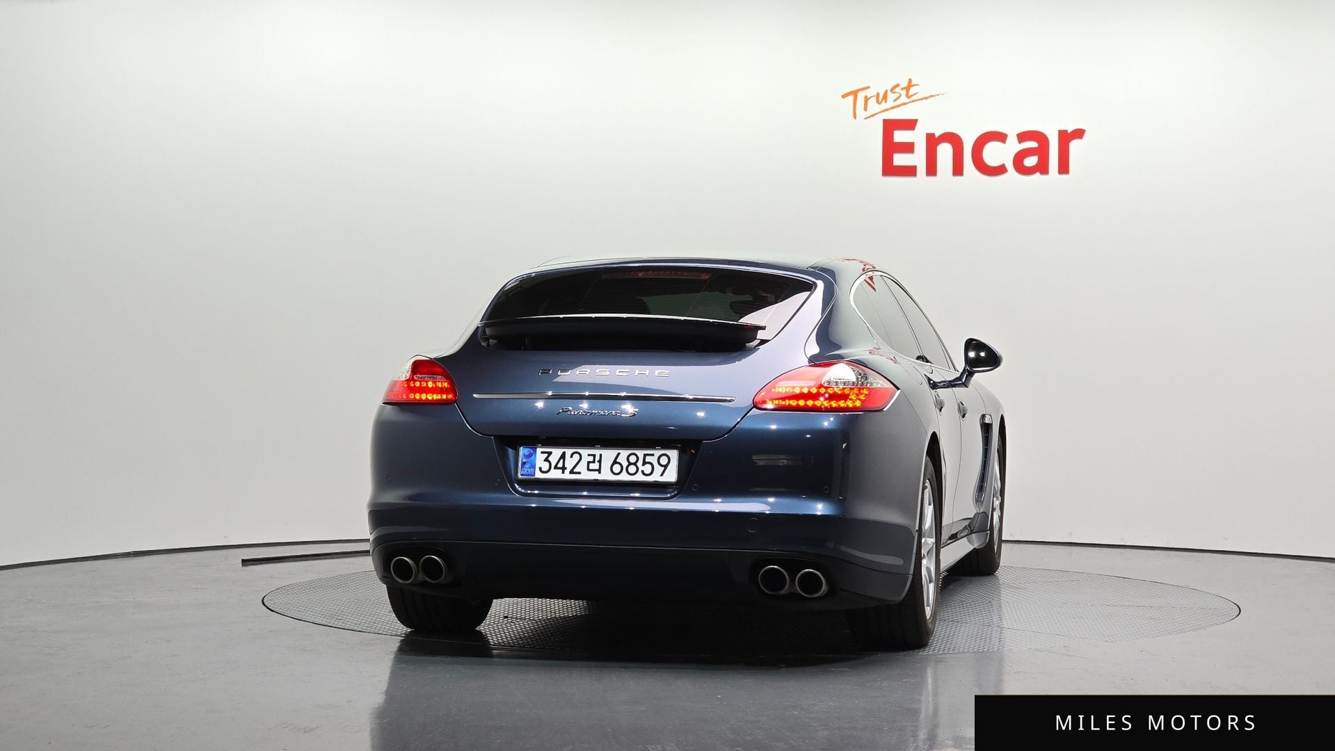 Porsche Panamera 2010 — миниатюра 4