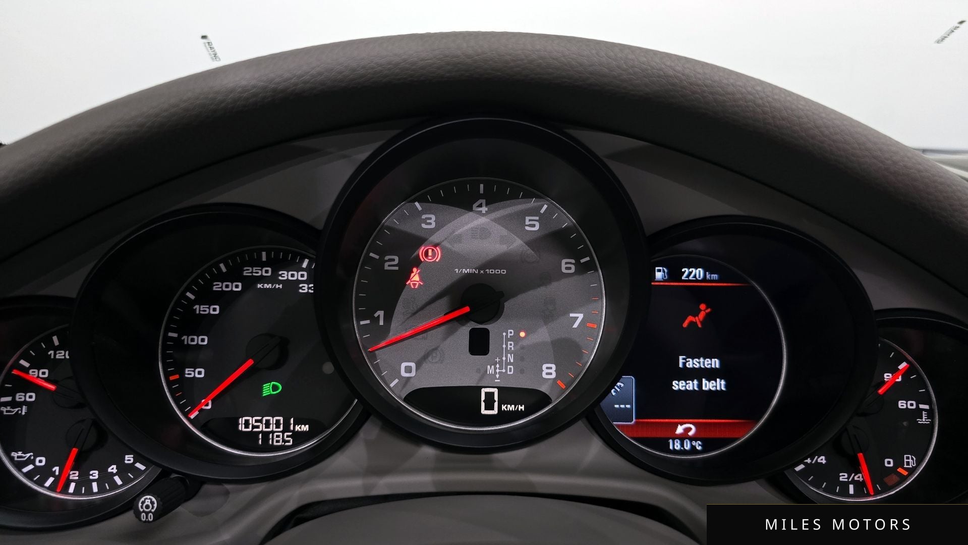 Porsche Panamera 2010 — миниатюра 8