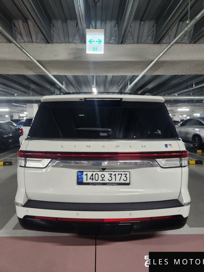 Lincoln 네비게이터 2022 — миниатюра 8
