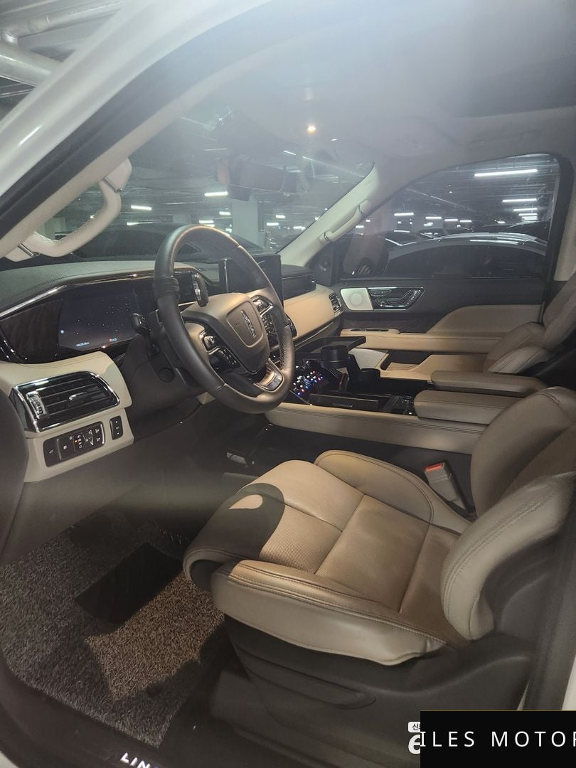 Lincoln 네비게이터 2022 — миниатюра 11