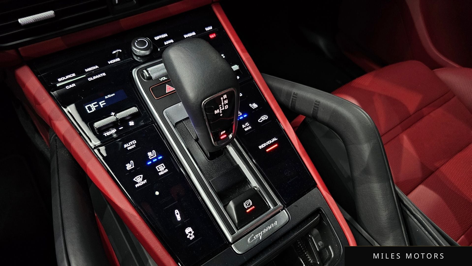Porsche 카이엔 (PO536) 2023 — миниатюра 9