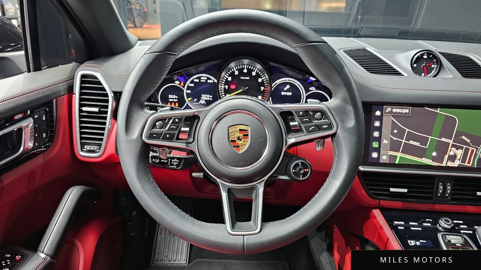 Porsche 카이엔 (PO536) 2023 — миниатюра 13