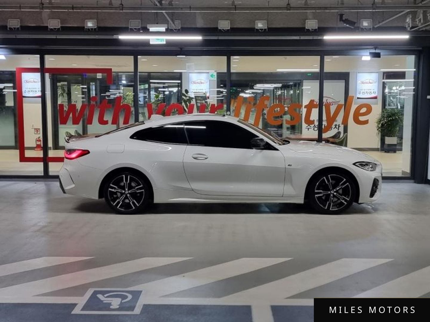 BMW 4 Series (G22) 2023 — миниатюра 3