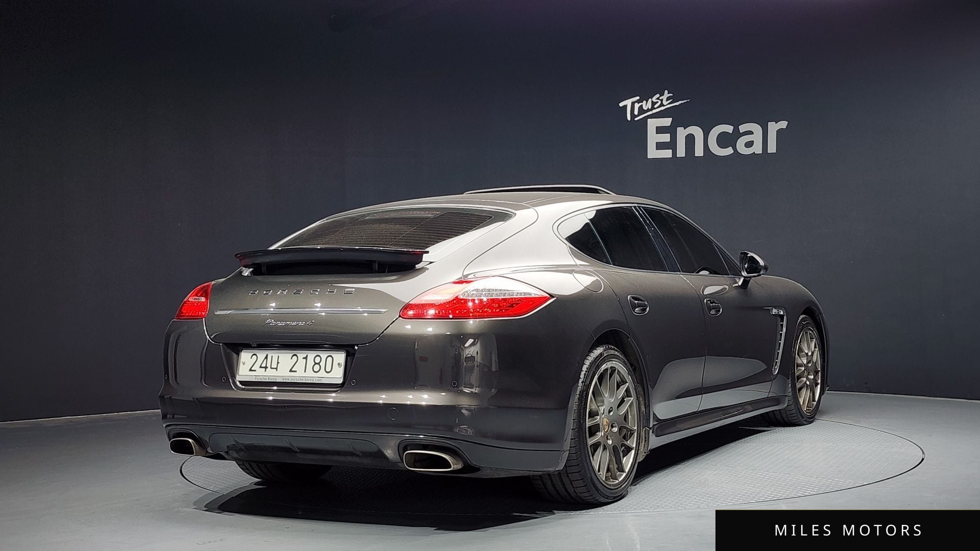 Porsche Panamera 2012 — миниатюра 2