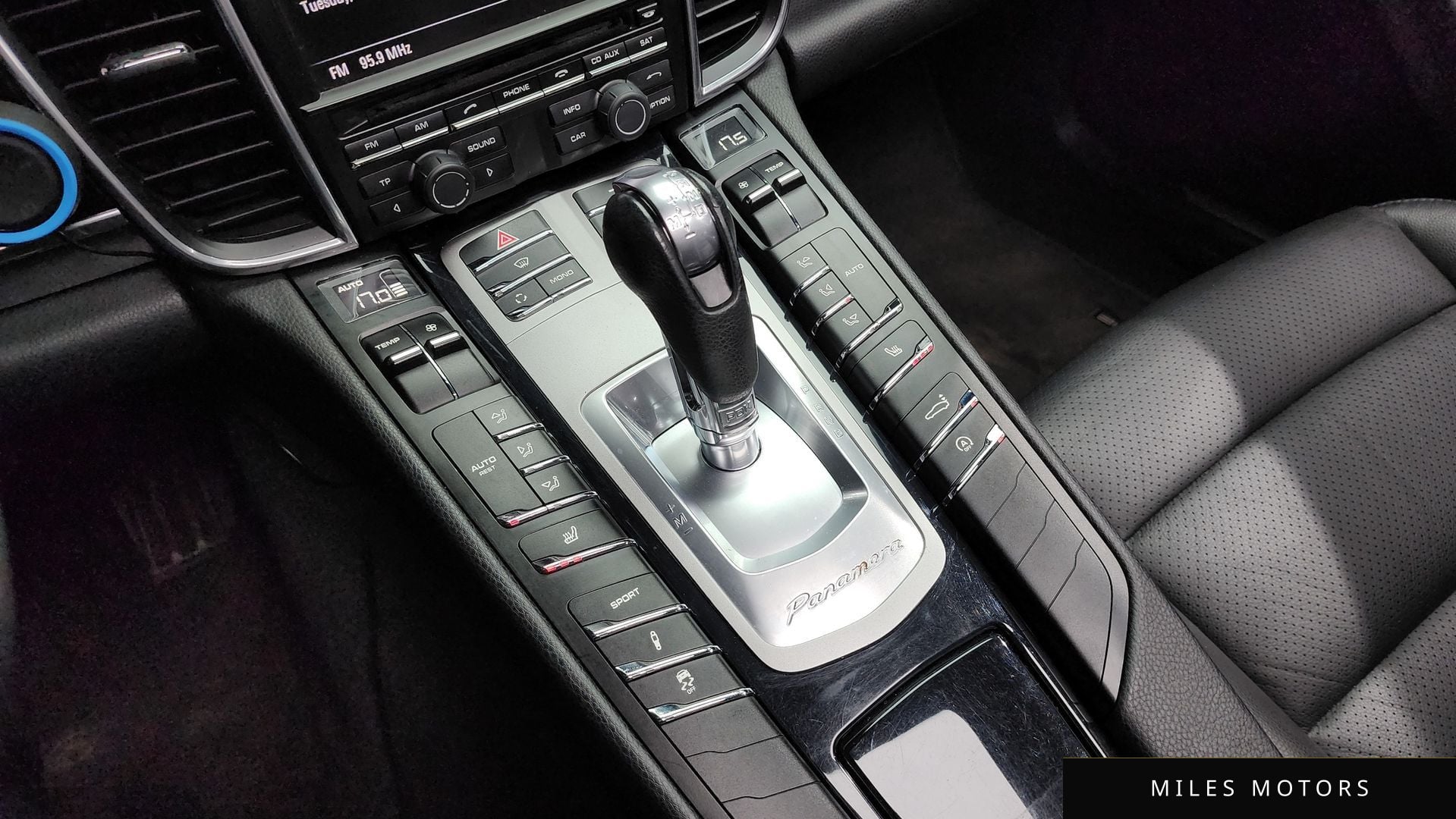 Porsche Panamera 2012 — миниатюра 9