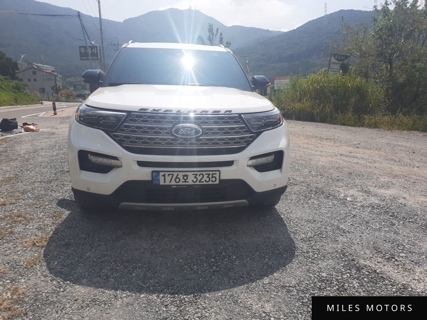 Ford Explorer 2022 — фото 1 из 12