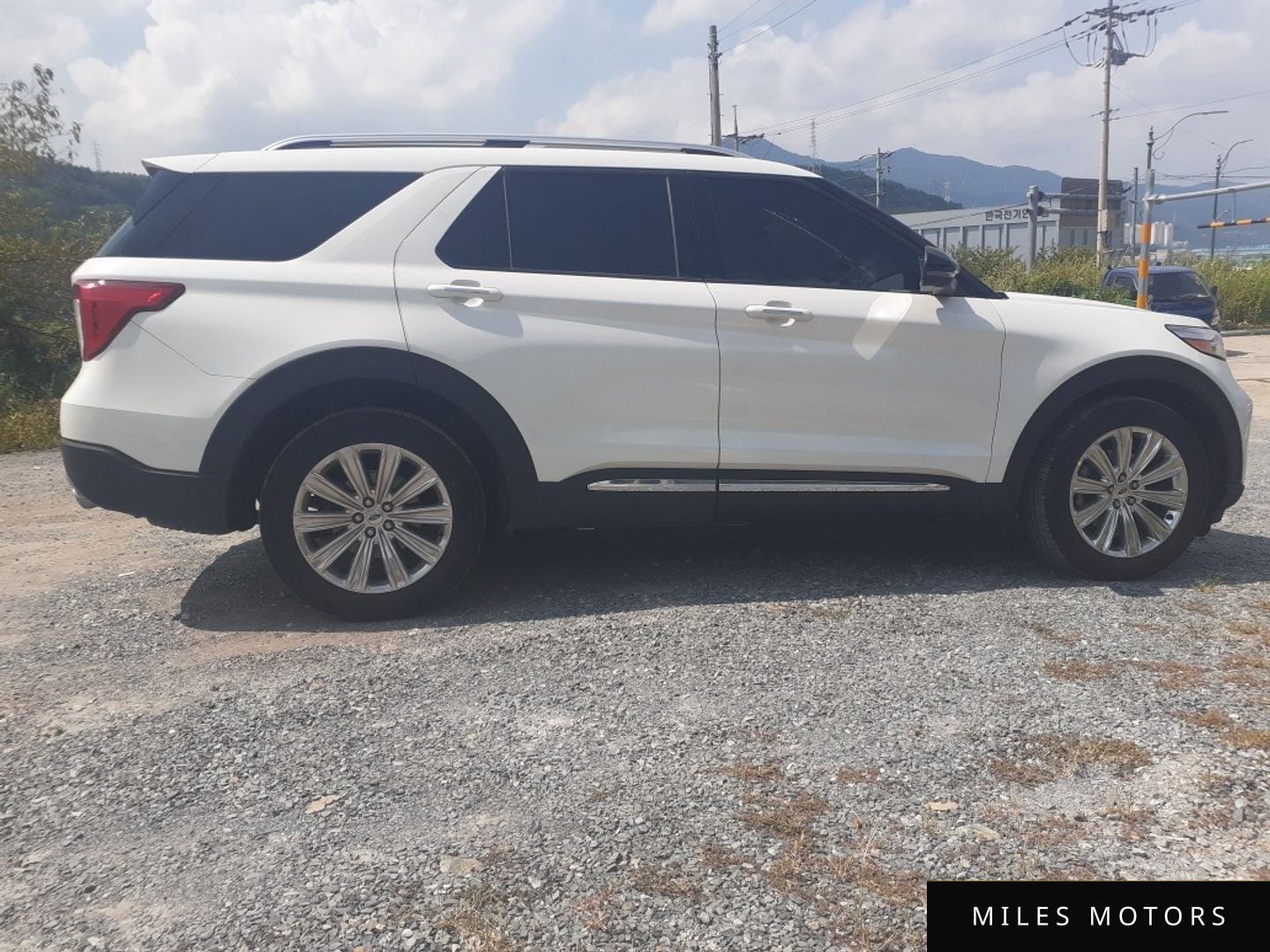 Ford Explorer 2022 — миниатюра 8