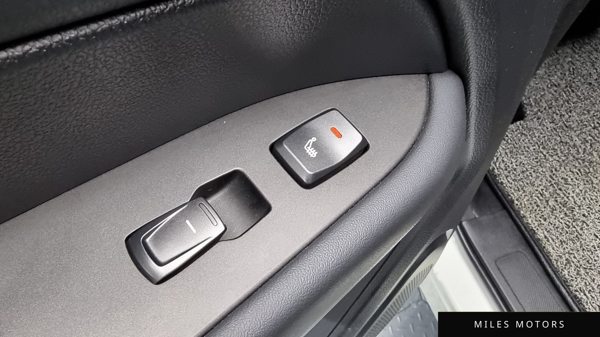 KG Mobility Rexton 2019 — миниатюра 18