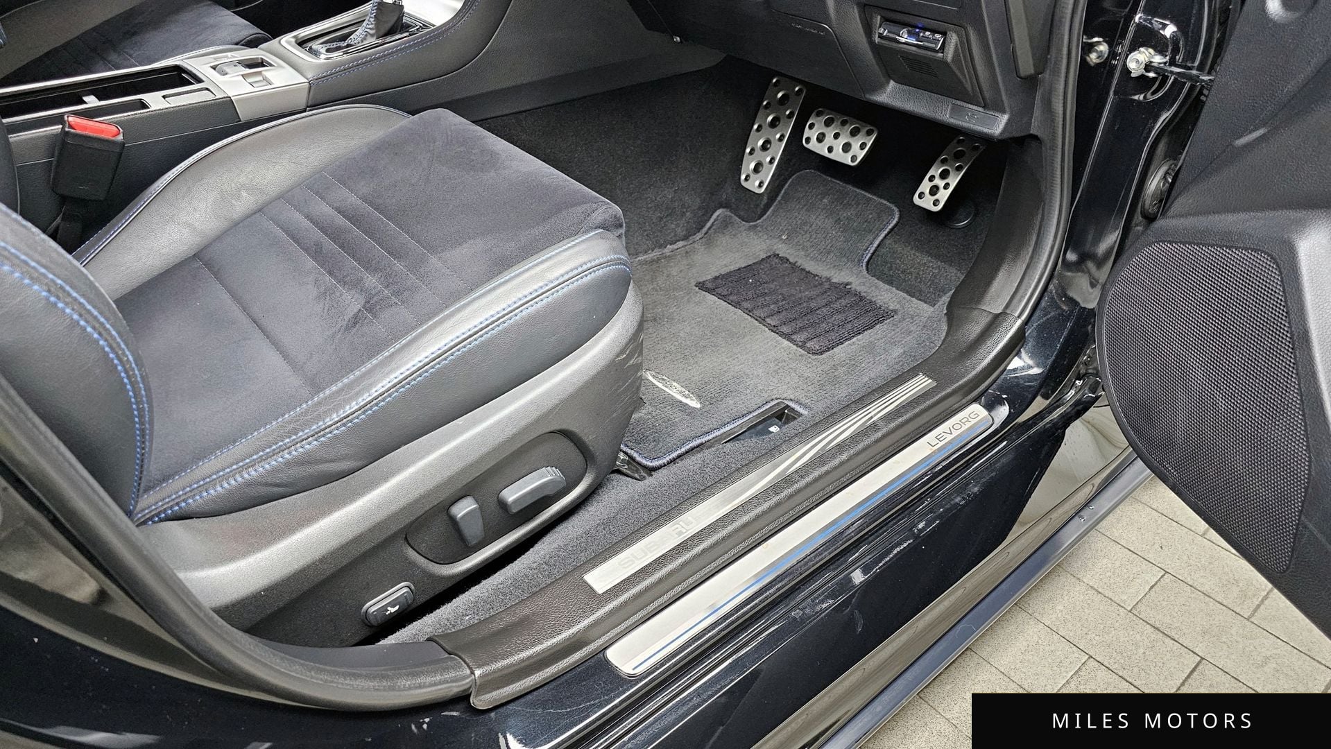 Subaru 레보그 2015 — миниатюра 15