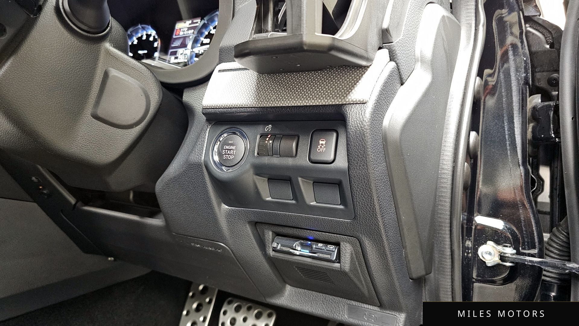 Subaru 레보그 2015 — миниатюра 16