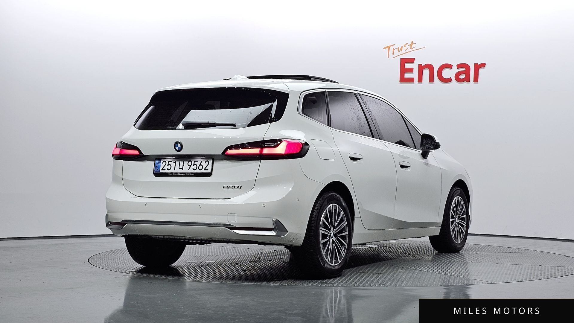 BMW 2시리즈 액티브 투어러 (U06) 2025 — миниатюра 2
