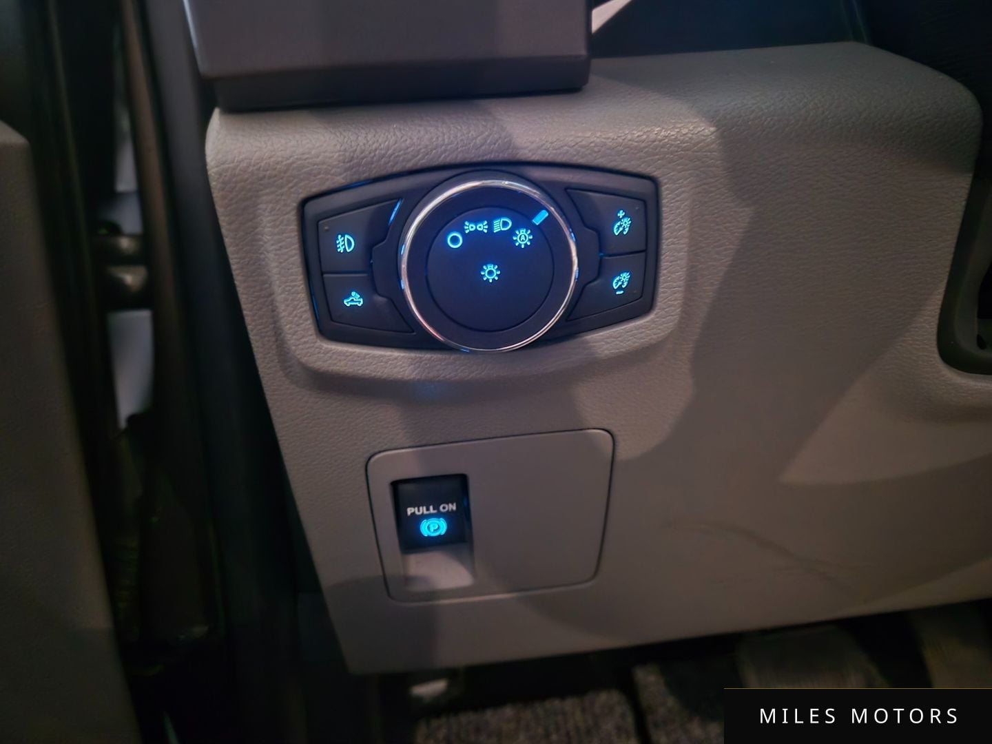 Ford F150 2018 — миниатюра 12