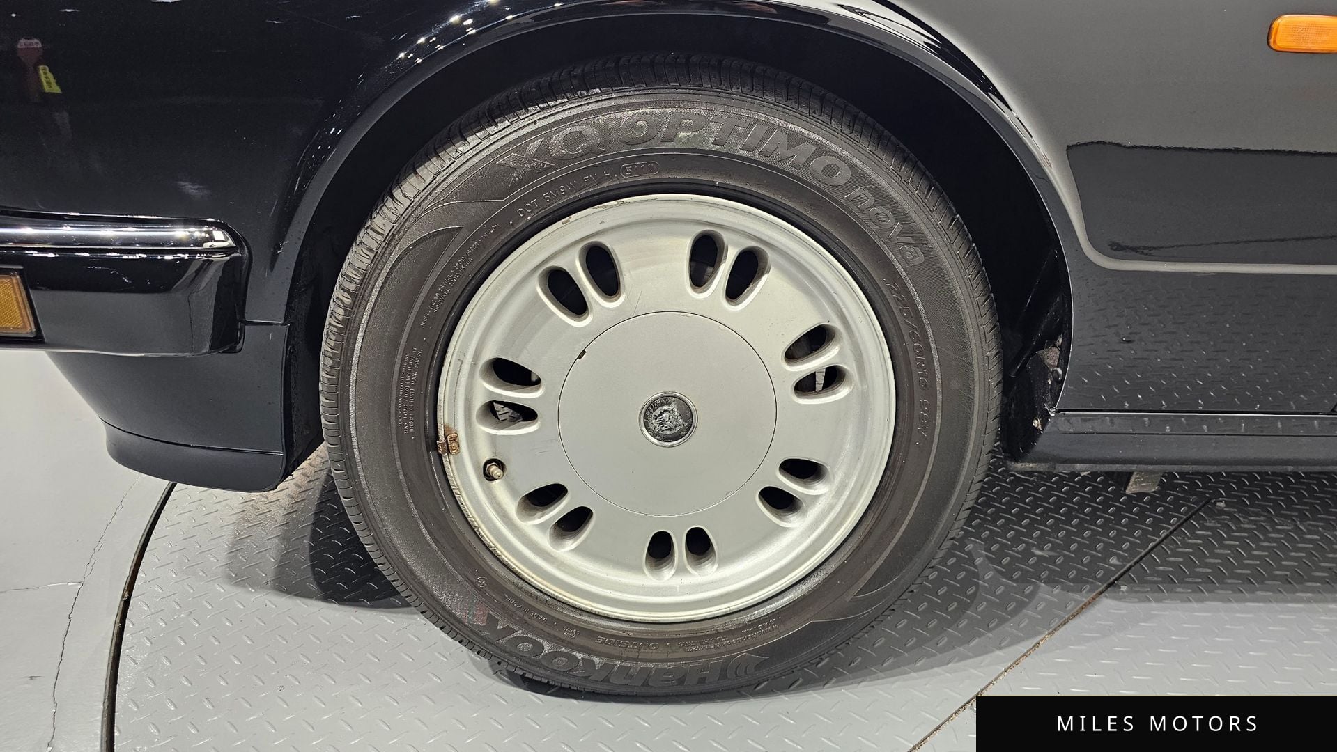 Jaguar XJ-6 1994 — миниатюра 5