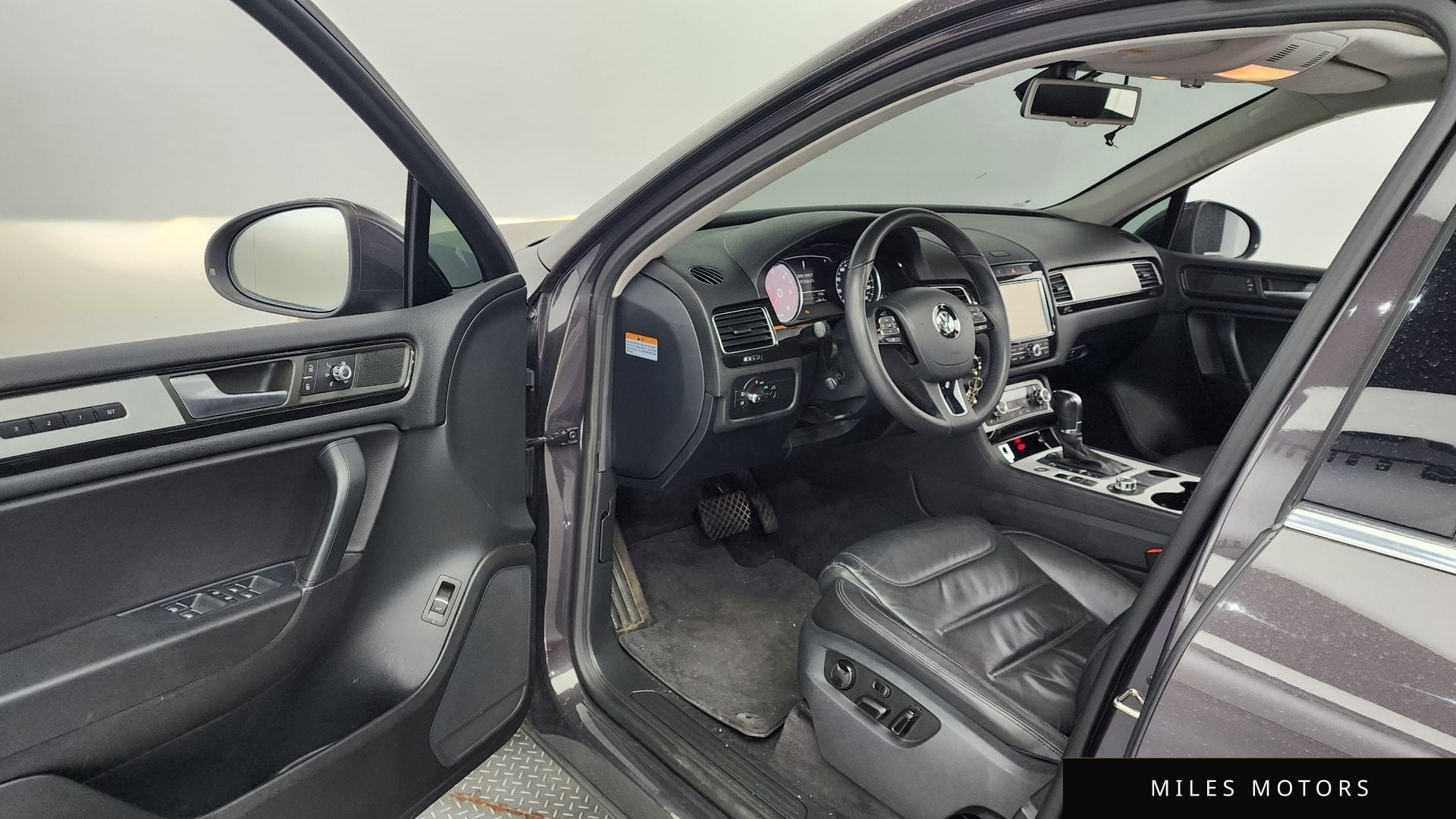 Volkswagen 투아렉 2013 — миниатюра 10