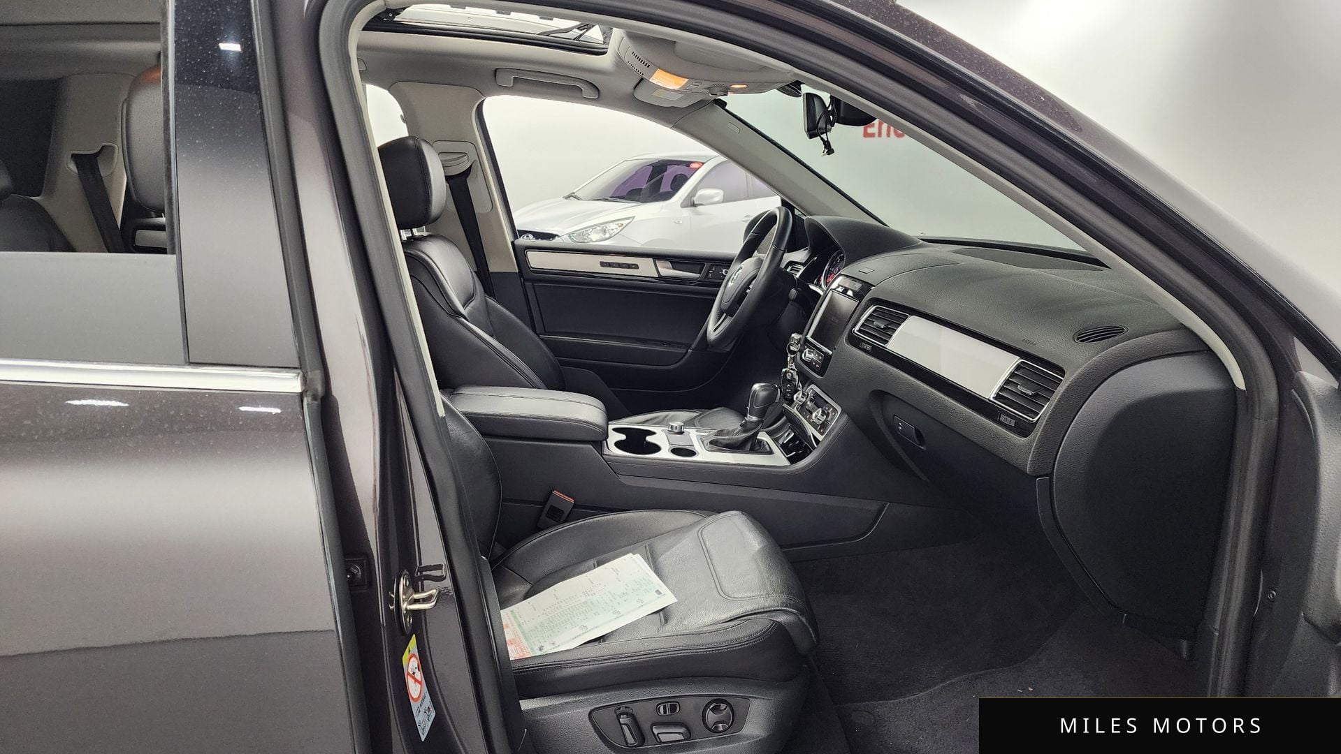 Volkswagen 투아렉 2013 — миниатюра 11