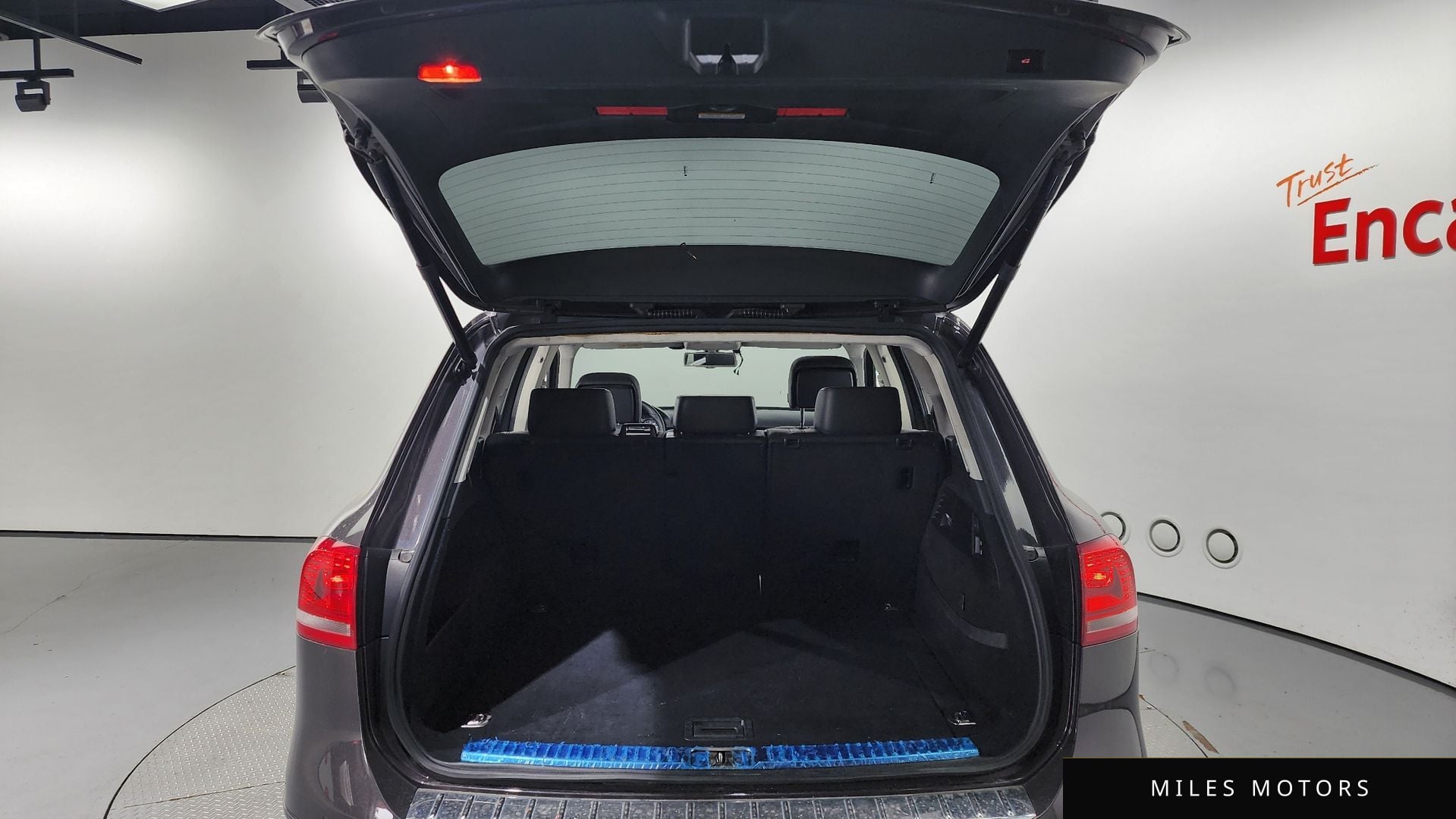 Volkswagen 투아렉 2013 — миниатюра 20