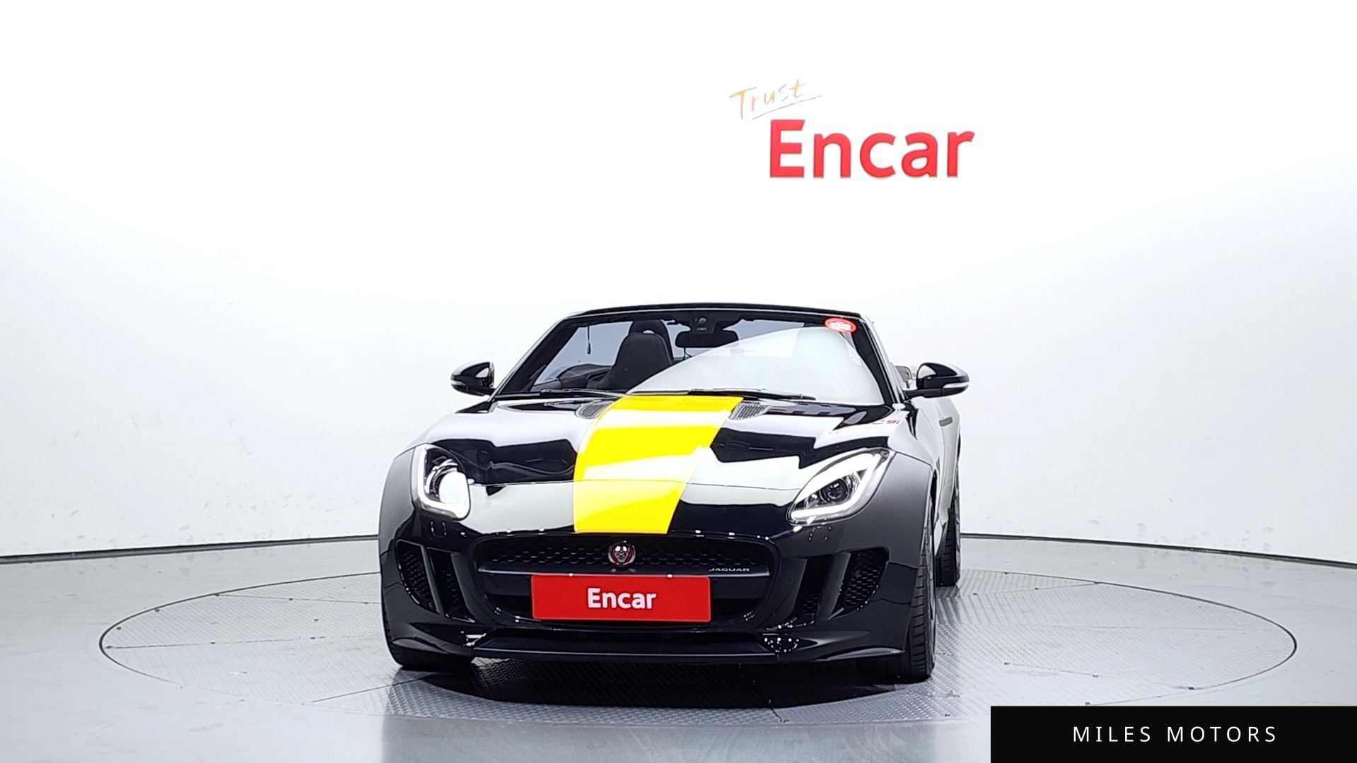 Jaguar F-TYPE 2017 — миниатюра 3