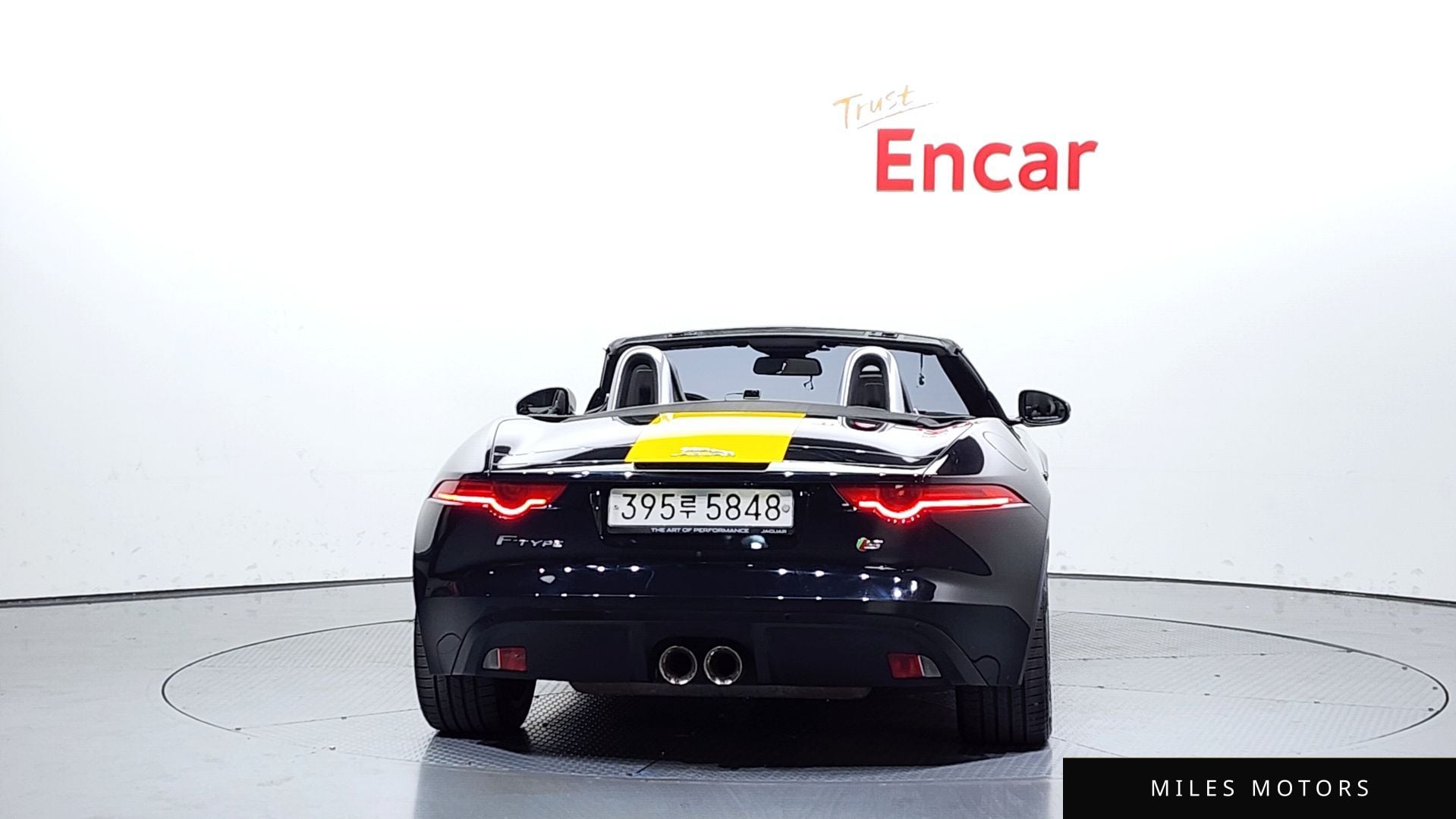 Jaguar F-TYPE 2017 — миниатюра 4