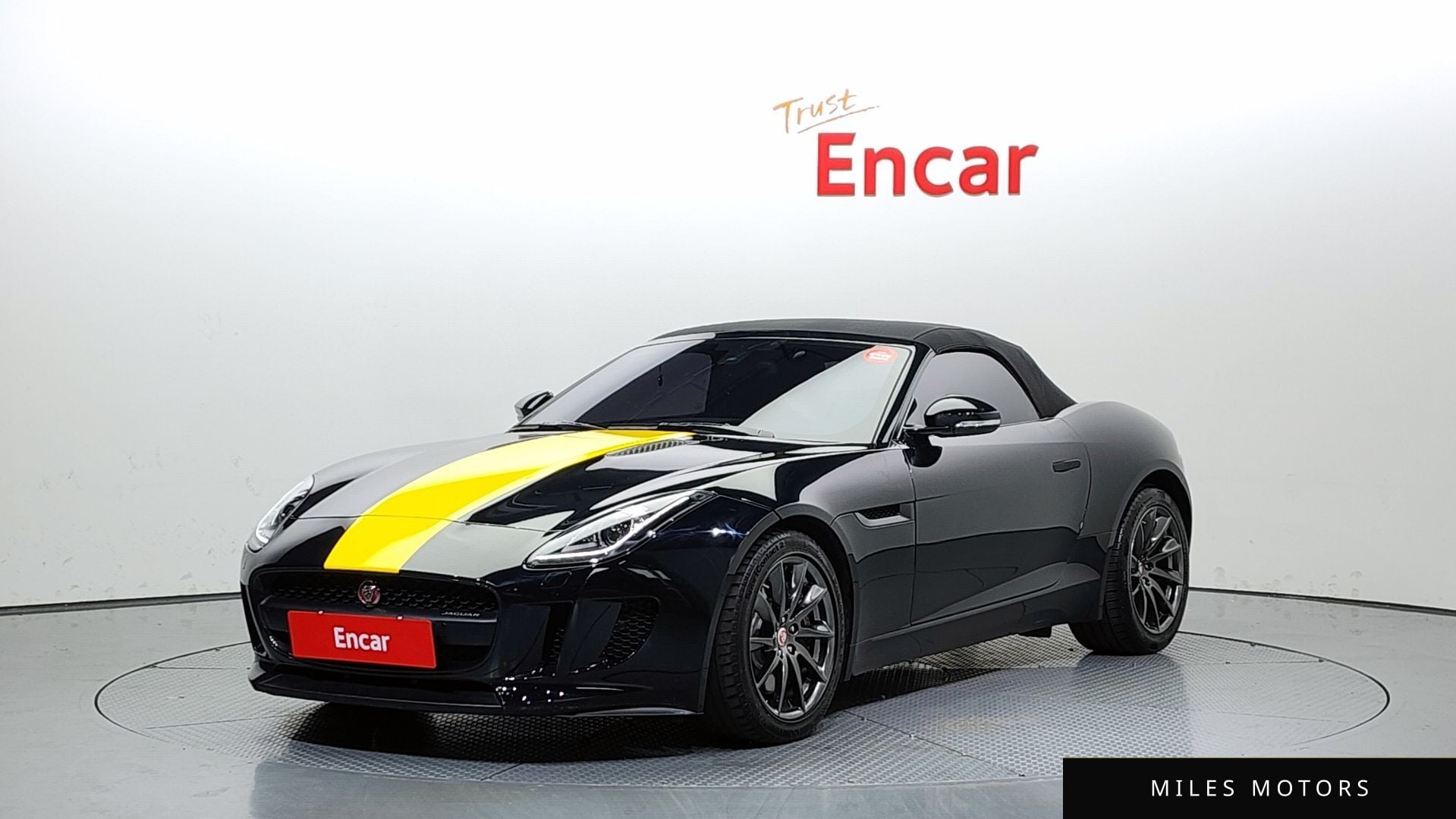Jaguar F-TYPE 2017 — миниатюра 19