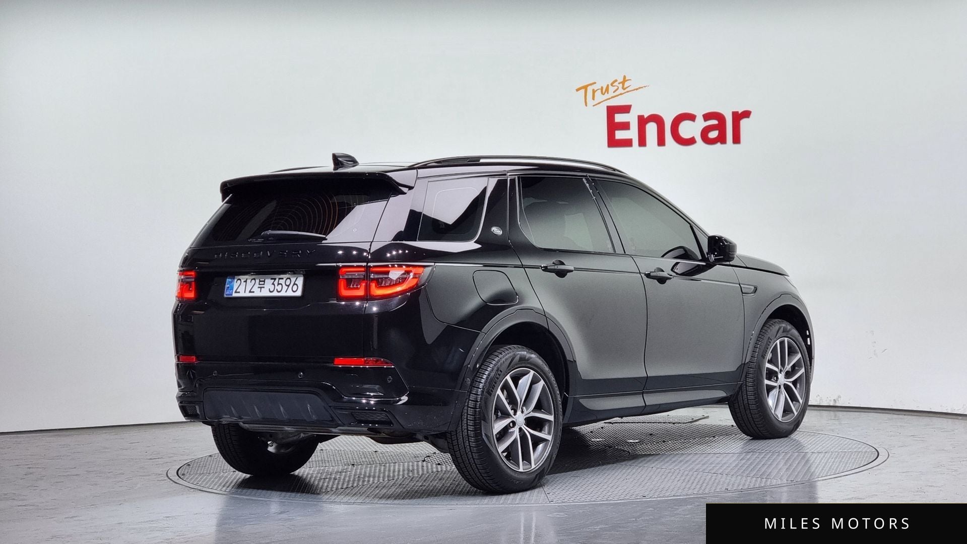 Land Rover Discovery Sport 2024 — миниатюра 2
